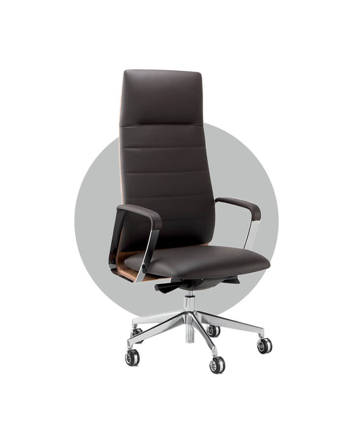 chaise-de-bureau-en-cuir